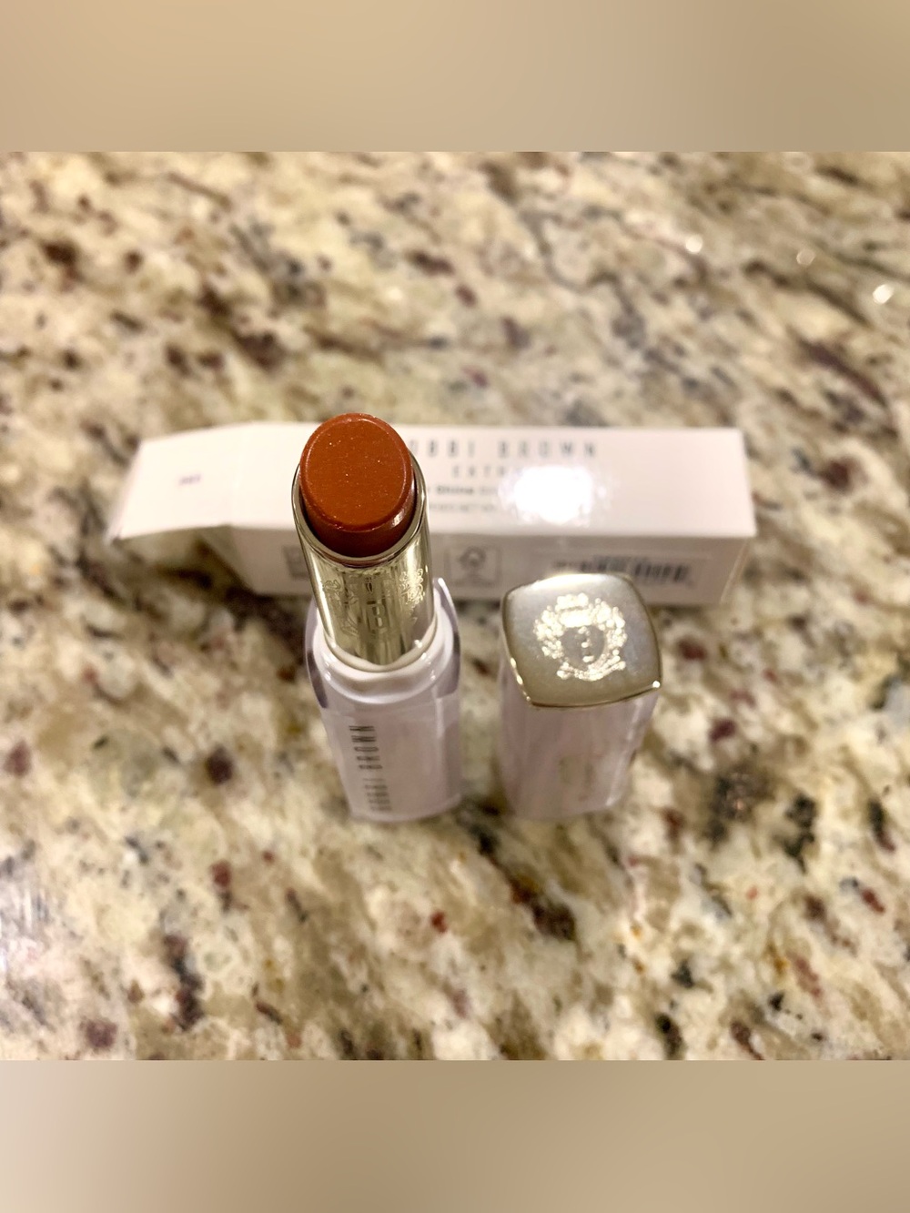 BOBBI BROWN EXTRA Color Shine Brillance Intense 677- cinnamon nude Full Size.